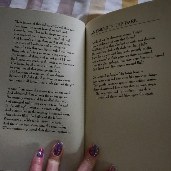 Louis L'Amour Book Trio - Picture 8 of 13